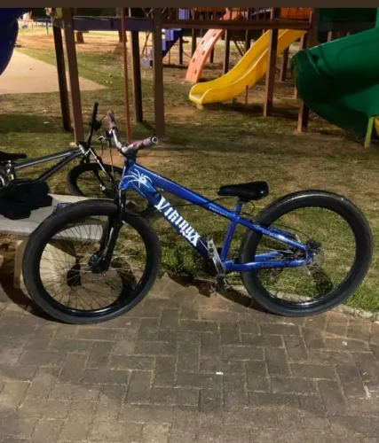 Bicicleta vikingx montada