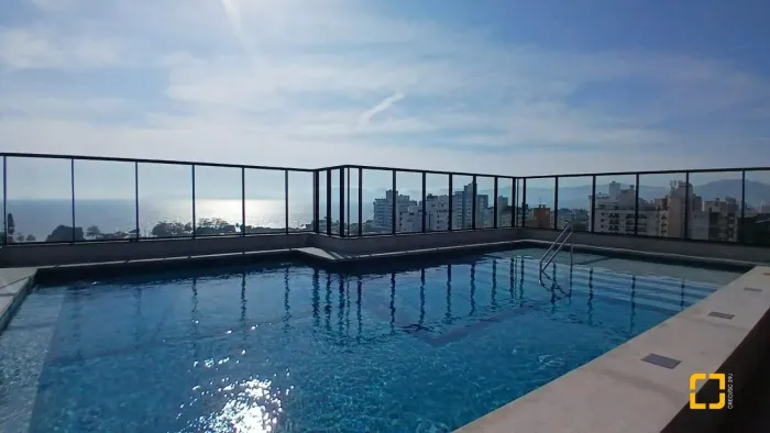 Apartamento com 2 dormitórios, 1suíte e vaga á venda no Novo Estreito - Florianópolis/SC