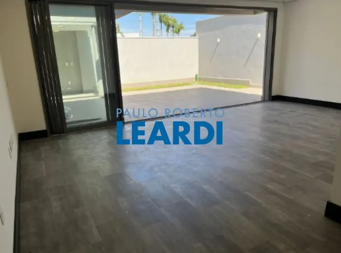 CASA EM CONDOMÍNIO - TAMBORÉ - SP