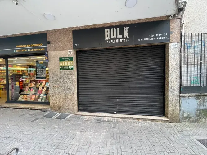 Imóvel para aluguel possui 62 metros quadrados em Centro - Petrópolis - RJ