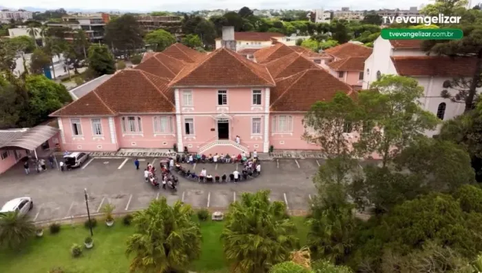 Auxiliar de Cozinha - (5x2)