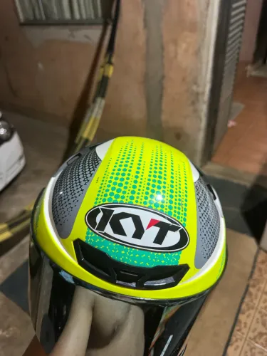 Capacete kyt TAM 60