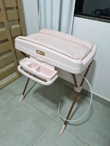 Banheira Burigotto Millenia rosa com trocador