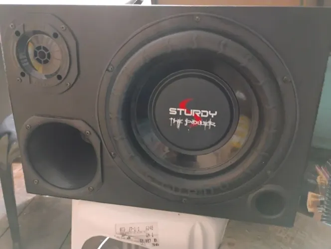 Vendo caixa trio completa 