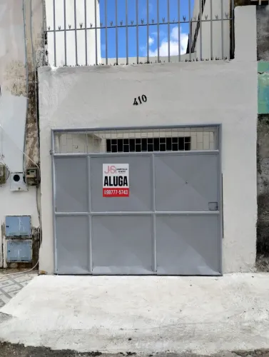 Imóvel para aluguel possui 90 metros quadrados com 3 quartos em Conjunto Esperança - Forta