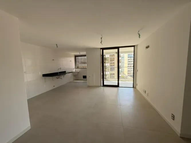 Imóvel para venda possui 132 metros quadrados com 4 quartos em Icaraí - Niterói - RJ