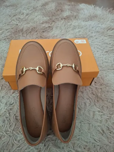 Morassim bege Beira Rio usado apenas uma vez, calça 36/37, 80 reais. Lindo demais