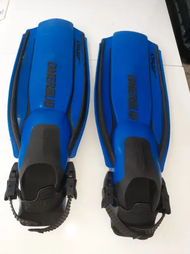 Nadadeira Omer Sub - XL