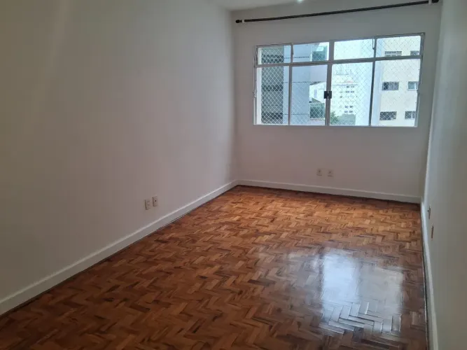 Apartamento para aluguel tem 55 metros quadrados com 1 quarto em Aclimação - São Paulo - S