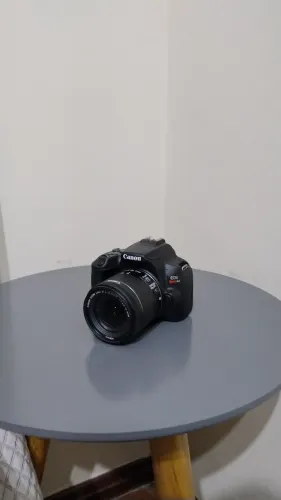 Canon EOS Rebel SL3 + Lente EF-S 18-55mm STM + Bolsa - Excelente estado