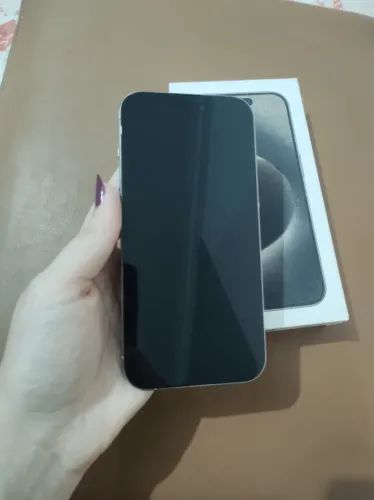 iPhone 15 pro (128 GB)