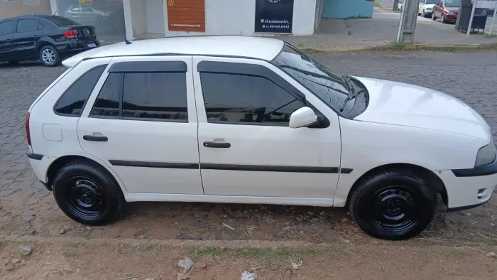 Volkswagen Gol 1.6 MI Power Total Flex 8V 4P 2003
