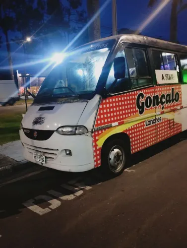 Micro ônibus Food Truck 