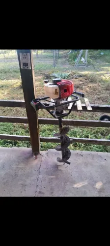 Perfurador de solo