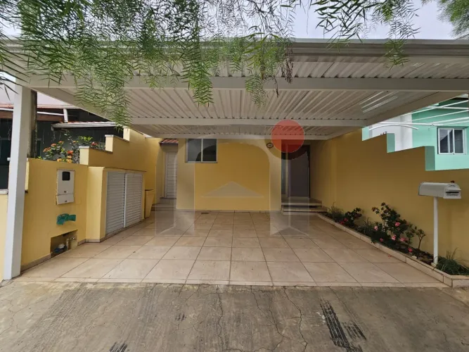 CASA EM CONDOMÍNIO FECHADO A 03 MINUTOS DO PARQUE ECOLÓGICO