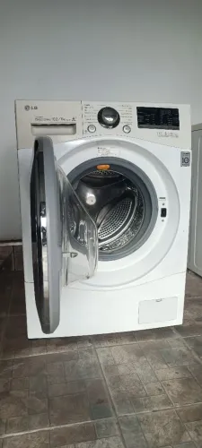 Vendo lava e seca 127v 10kg máquina funcionando