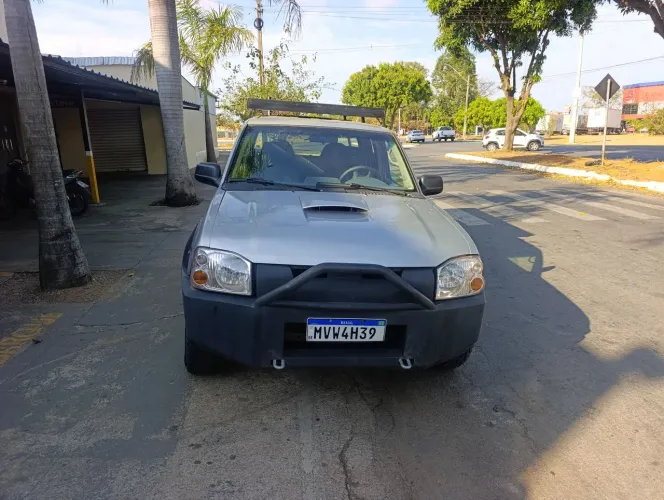 Nissan Frontier XE/ XE Tit. CD 4X4 2.8 TDI Dies 2003