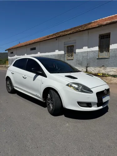 Fiat Bravo Sporting 1.8 Flex 16V 5P 2014