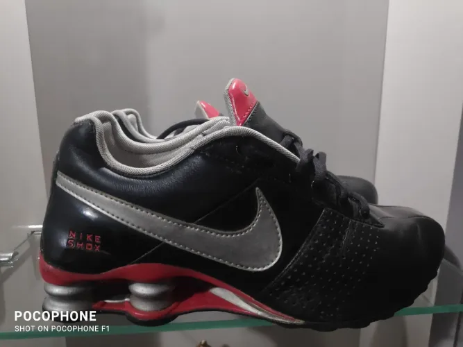 Tênis Nike Shox 