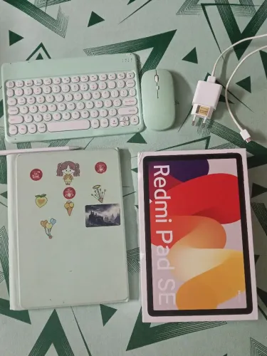 Tablet Redmi Pad SE 11 semi novo 