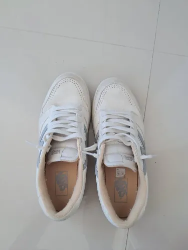 Tênis vans lowland 2.0 marshmallow 
