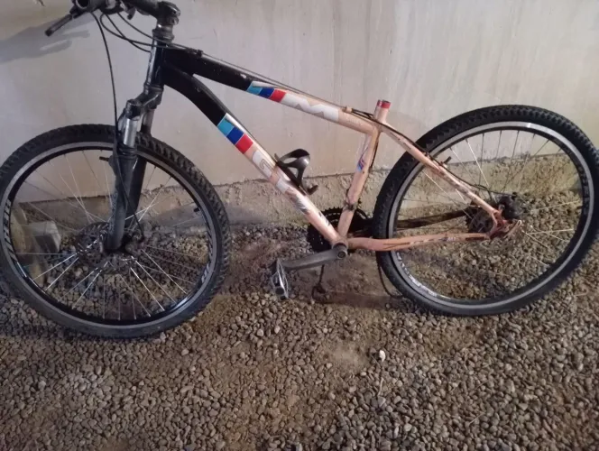 Bicicleta para reparos