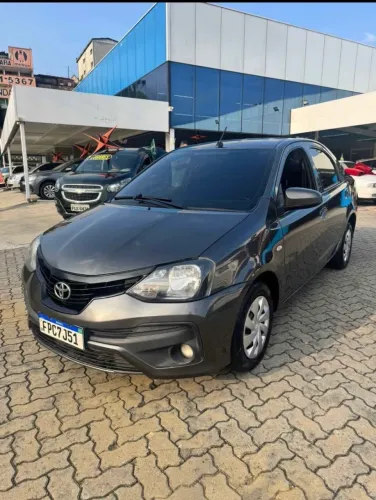 Toyota Etios X Sedan 1.5 Flex 16V 4P Mec. 2021
