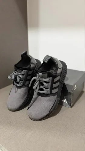 Adidas NMD Cinza e Preto Original ? Tamanho 40