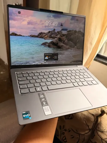 Notebook Lenovo Yoga Slim 6 i5 13ª Geração | 8GB | SSD 512GB | Impecável