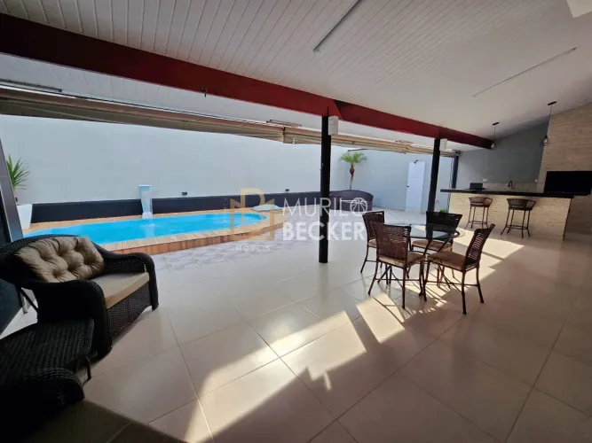 Casa com 4 quartos em Condomínio no Bairro Vila Branca