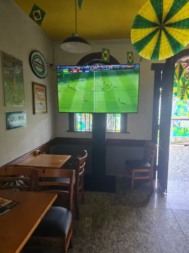 ALUGUEL DE TV DE 65 PARA TRANSMISSAO DE JOGOS DA COPA