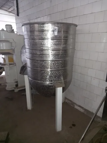 Tanque cilíndrico inoxidável 1000 Litros vertical