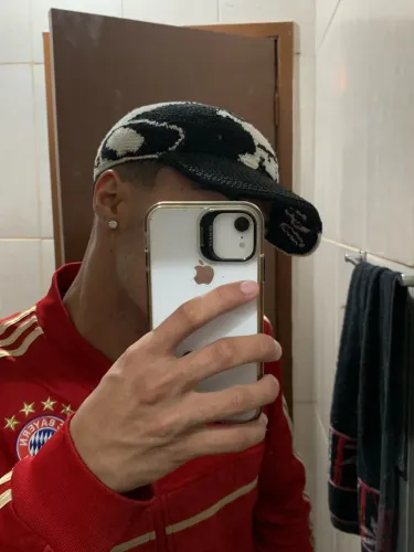 Boné crochê oakaley feito a mão