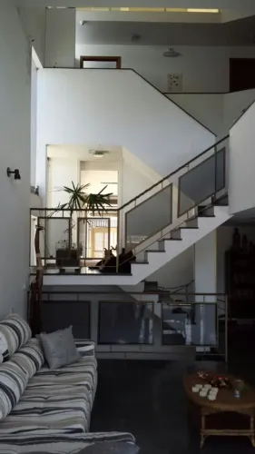 Casa ampla à venda no Jardim Kerlakian na região do Tucuruvi