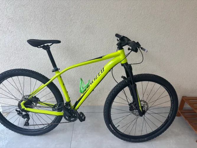 Bike Specialized rockhopper expert aro 29 quadro 18,5