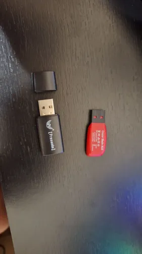 Pendrive usb 8gb sandisk e leitor de cartão de memoria