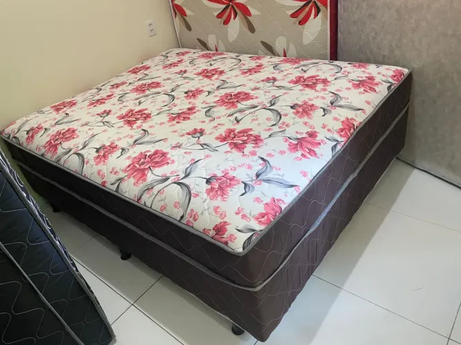 Cama QUEEN