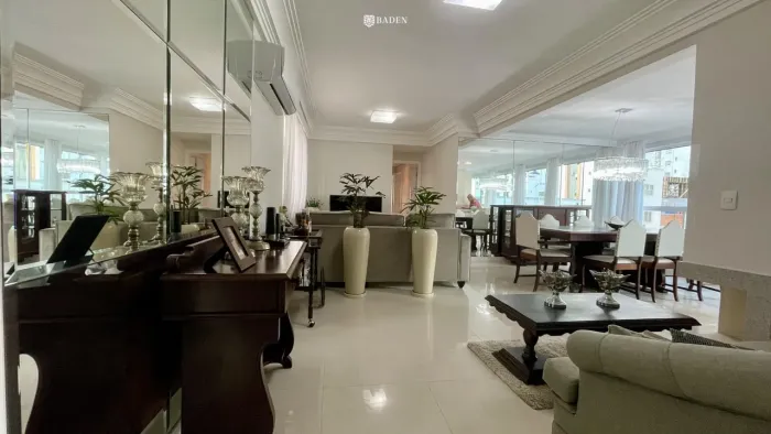 Apartamento de 3 quartos para locação anual em Balneario Camboriu!