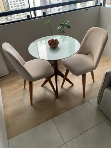 Lindo conjunto - Oficina Design -de mesa e 2 cadeiras