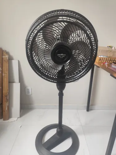 Ventilador de Coluna Britânia turbo 160W 220v
