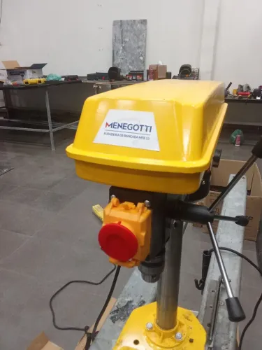 Furadeira de bancada