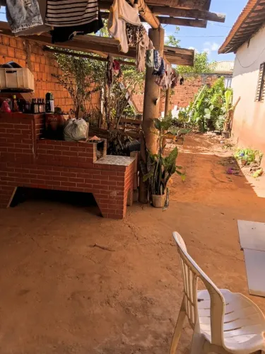 Lote de esquina a venda