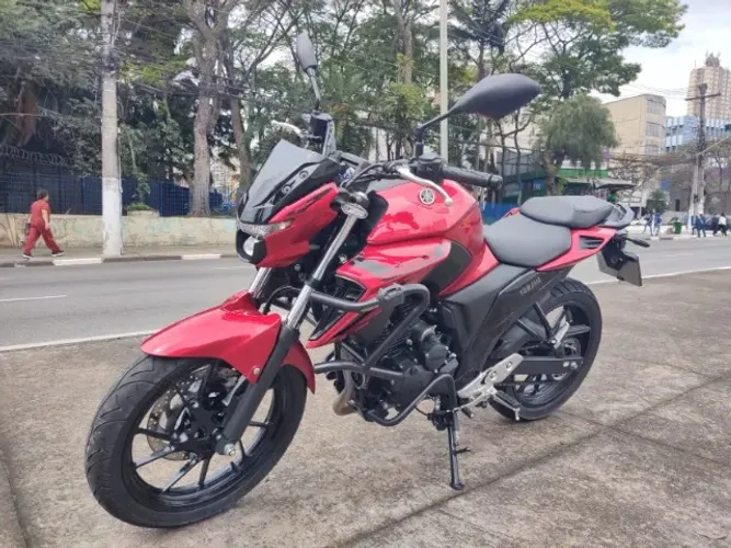 Yamaha FZ25 250 Fazer Connected 2025