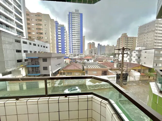 Apartamento à venda em Praia Grande com 2 quarto sendo 1 suíte e 1 vaga