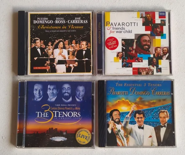 Lote 4 CDs Música Clássica e Ópera - Os Três Tenores / Pavarotti / Natal