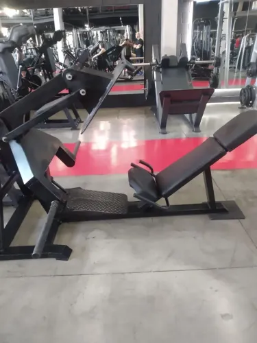 Leg press articulado 