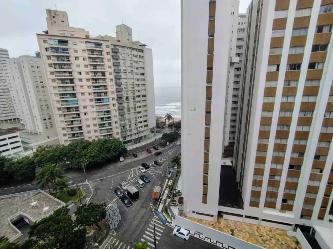 Apartamento para Locação Anual na Pitangueiras no Guarujá | QVista Inteligência Imobiliári