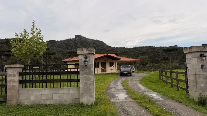 Imóvel para venda tem 20800 metros quadrados com 1 quarto em Morro Campestre - Urubici - S