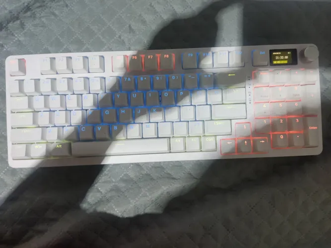 Teclado mecânico usado