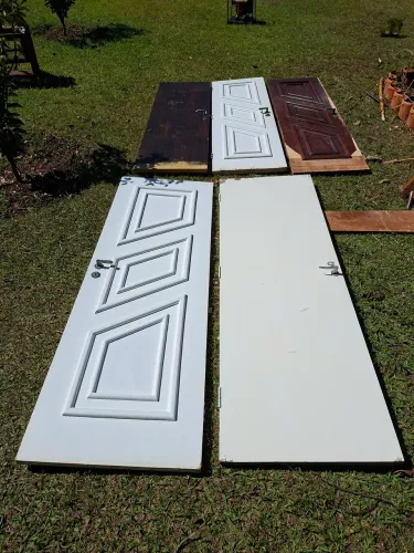 Portas em madeira